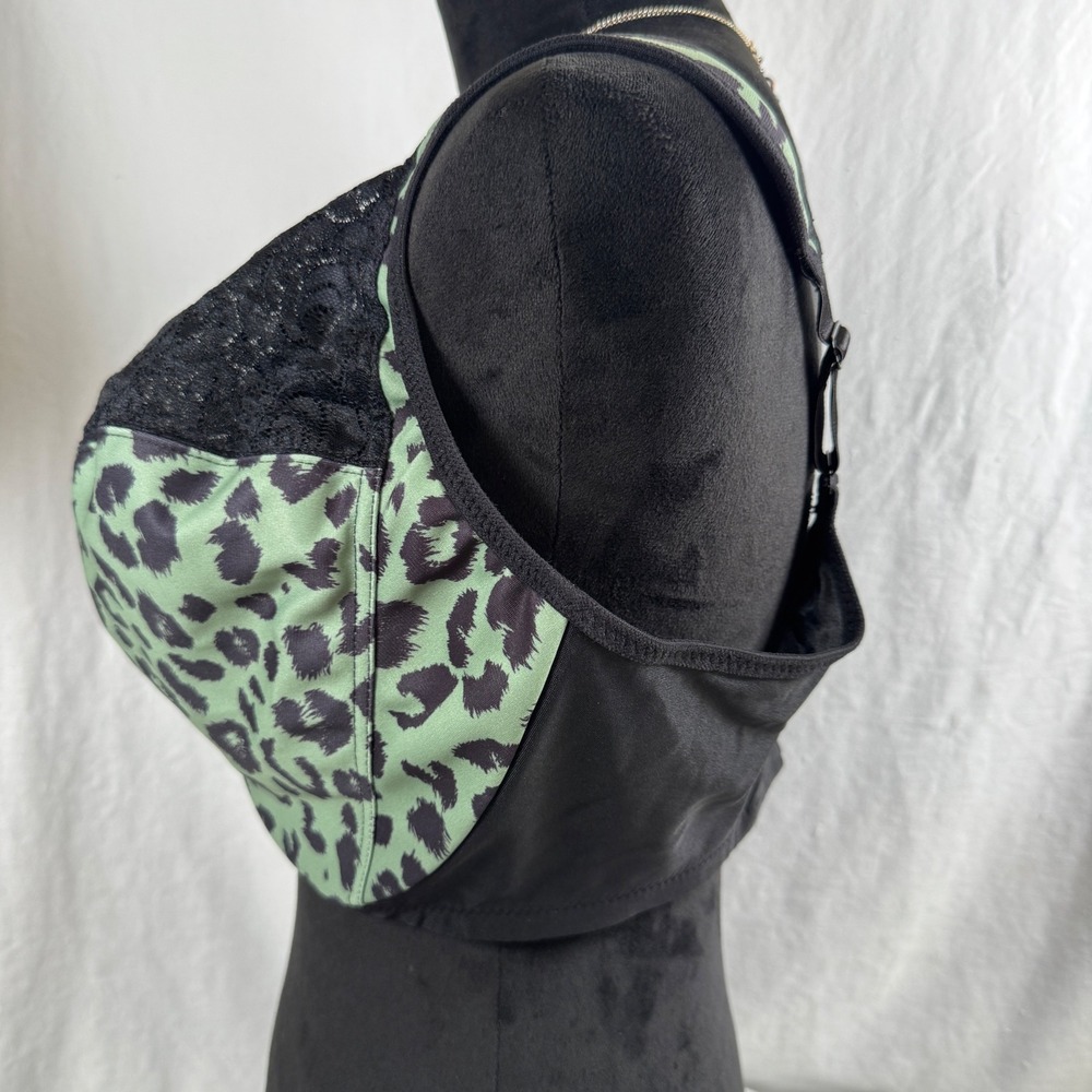 Women's Glamorise Lace Front Close Underwire Bra 48G Green Animal Print Black - Picture 7 of 8